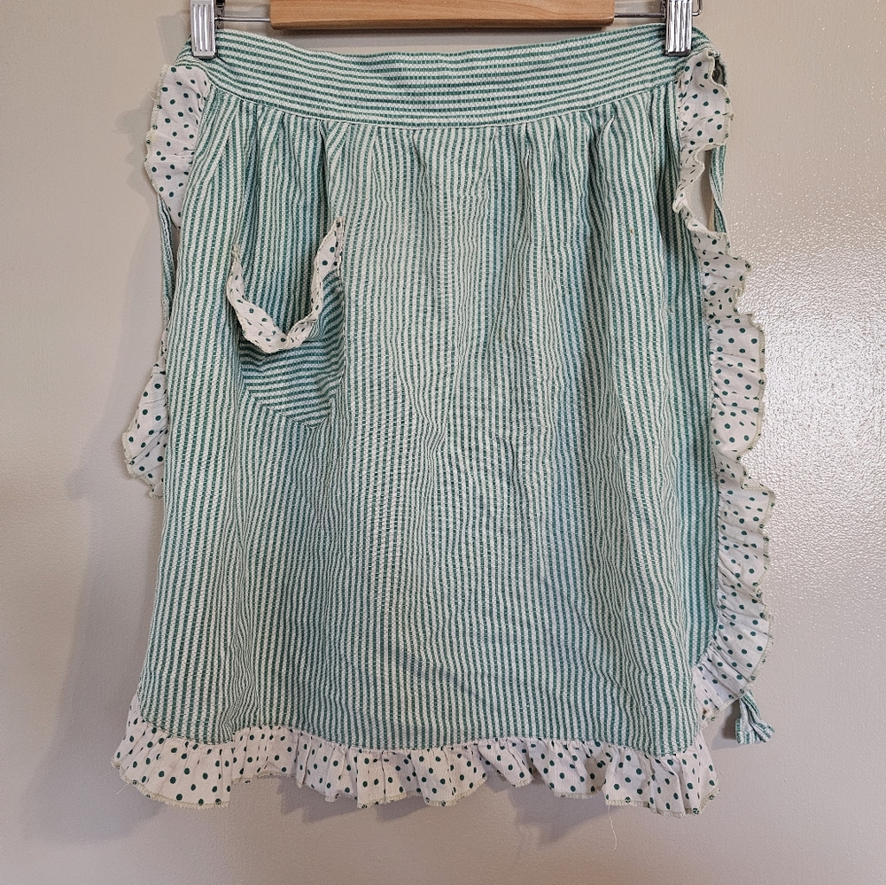 Green Striped apron with Polka Dot Trim